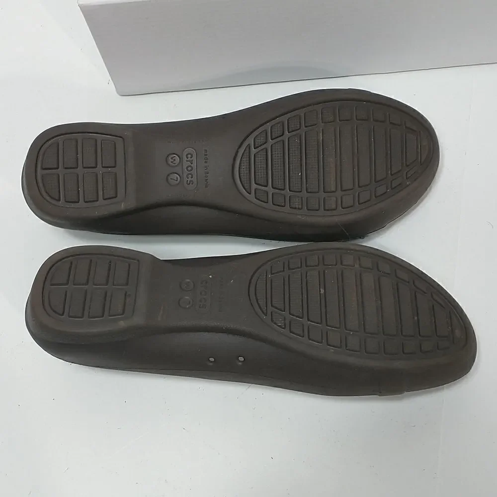 CROCS women brown